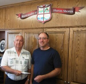 Councillor Dale Wedgwood & Slogan Contest Winner Andrew MacKay