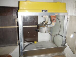 Popcorn Maker - 1 of 3